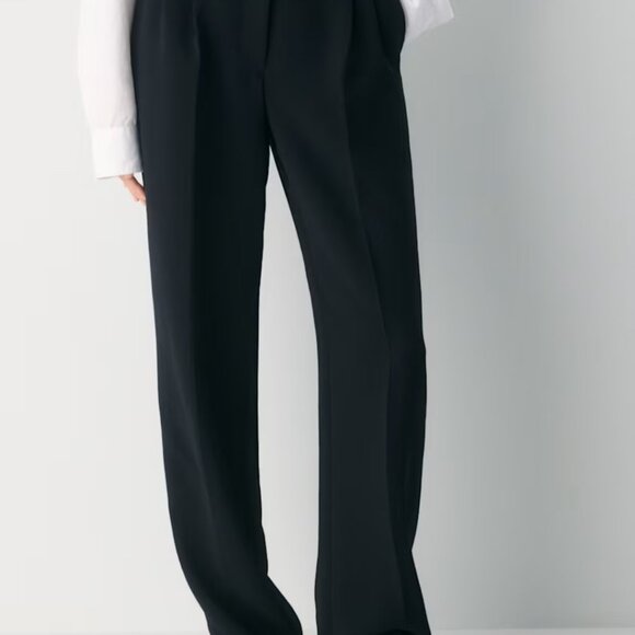 NWT Aritzia EFFORTLESS Crepette Pants BLACK 14 Regular - Picture 2 of 9
